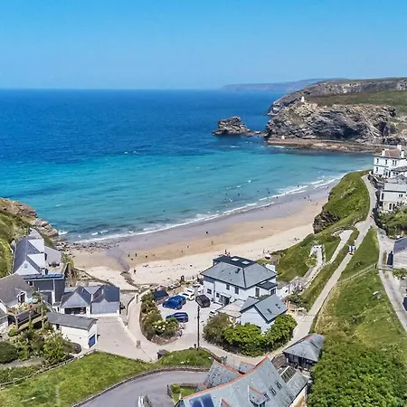 Holiday home Award Winning 5* Beach House! Hot Tub & Fire Pit