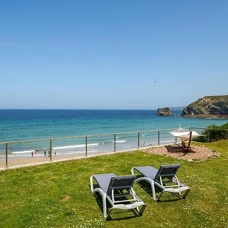 Award Winning 5* Beach House! Hot Tub & Fire Pit Portreath