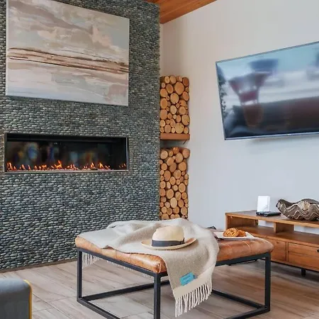 Holiday home Award Winning 5* Beach House! Hot Tub & Fire Pit